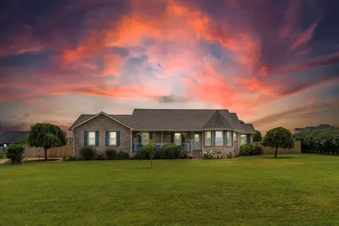 337 Love Lane Rd, Hillsboro, TN 37342