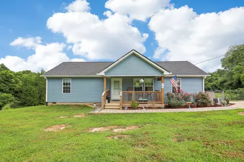 125 Boat Dock Ln, Hartsville, TN 37074