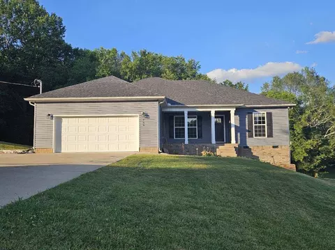 180 Case Rd, Lynchburg, TN 37352