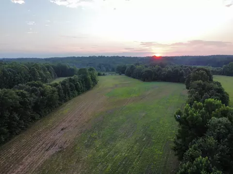 0 Roberts Rd, Pinson, TN 38366