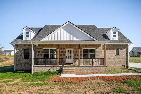 1074 N Spring St, Sparta, TN 38583