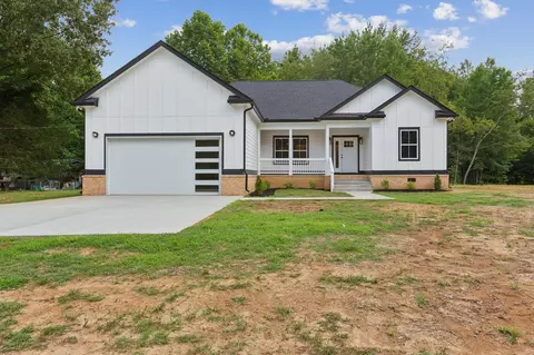 618 Scattersville Rd, Portland, TN 37148