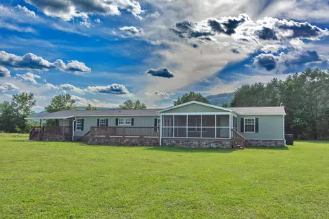 264 Galloway Airport Rd, Dunlap, TN 37327