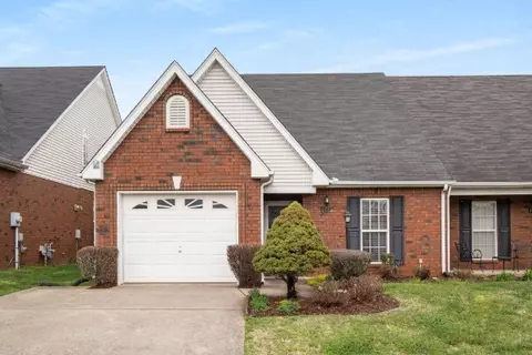 1733 Thomas Ct, Murfreesboro, TN 37127
