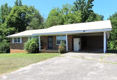 995 Highway 114 S, Scotts Hill, TN 38374