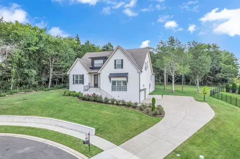 408 Arrow Ct, Hendersonville, TN 37075
