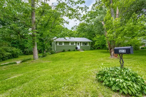 527 Timberlinks Dr, Signal Mountain, TN 37377