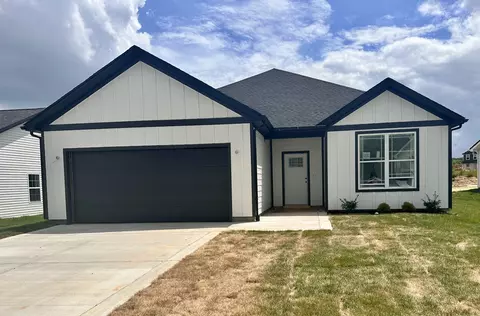 2070 Michael Dr, Springfield, TN 37172