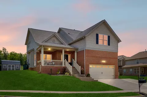 3104 Carrington Ct, Nashville, TN 37218