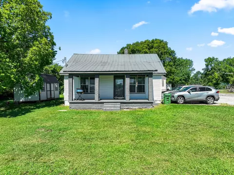 724 Page Ave, Lebanon, TN 37087