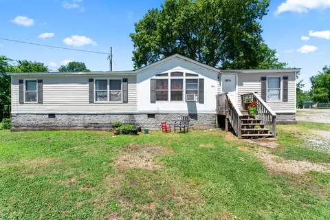 72412 Page Ave, Lebanon, TN 37087