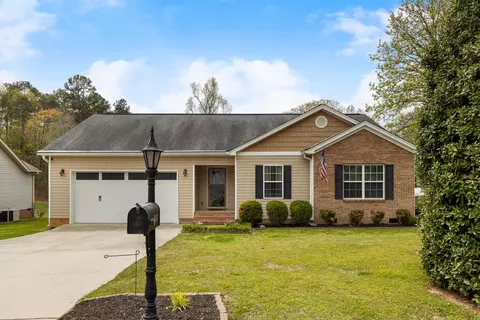 7006 Maple Leaf Ln, Harrison, TN 37341