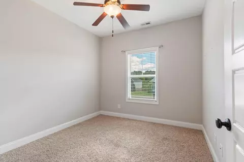 Bedroom - 339 Brandywine Ln, Springfield, TN 37172 photo 3 of 5