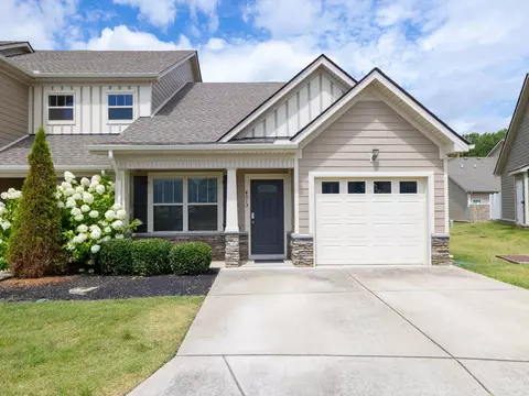 Exterior - 4013 Commons Dr, Spring Hill, TN 37174 photo 2 of 12
