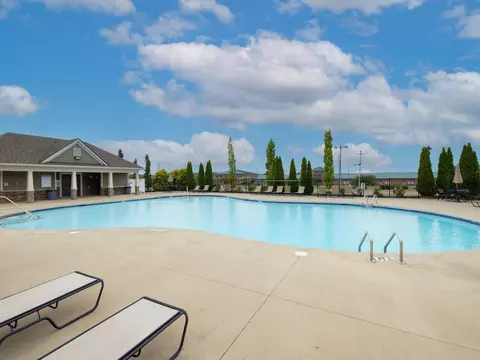 Exterior - 4013 Commons Dr, Spring Hill, TN 37174 photo 9 of 12