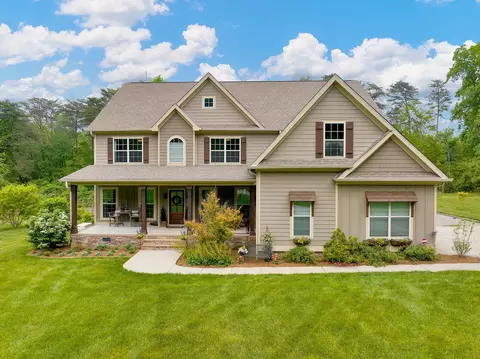 323 Clegg St, Signal Mountain, TN 37377