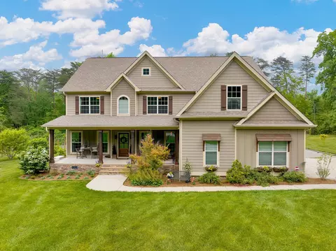 323 Clegg St, Signal Mountain, TN 37377