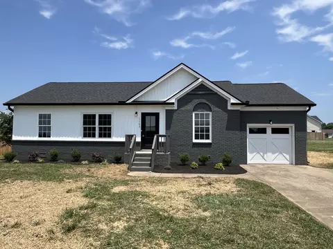 1103 Tylertown Rd, Clarksville, TN 37040