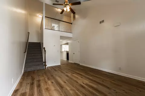 916 Keepsake Diamond Ln, Murfreesboro, TN 37128 photo 2
