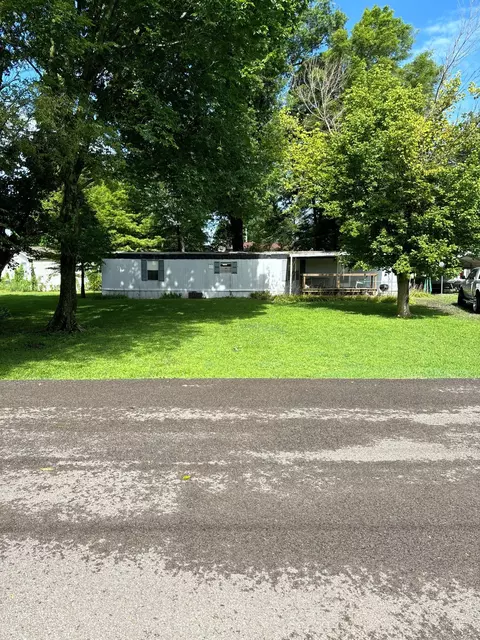 227 N Reelfoot Ave, Hornbeak, TN 38232