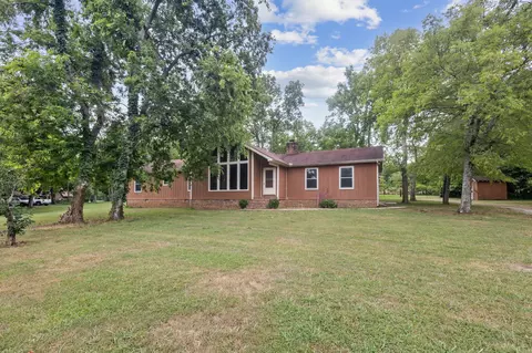 3194 Johnson Ln, Christiana, TN 37037