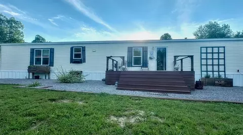 544 Casteel Rd, Sparta, TN 38583