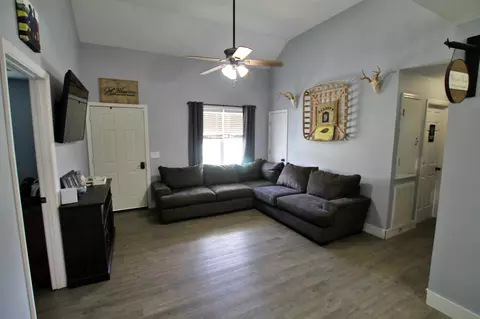 120 Greystone Dr, Springfield, TN 37172 photo 4