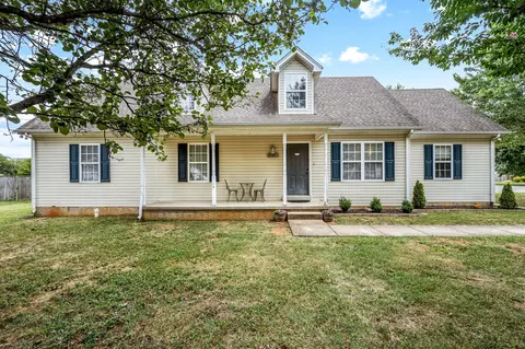 2087 Horncastle Dr, Murfreesboro, TN 37130