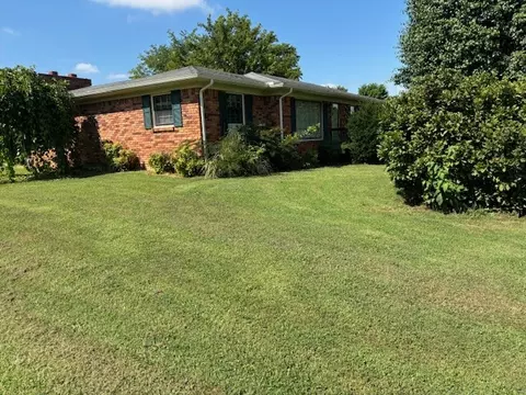 931 Oleander Dr, Gallatin, TN 37066