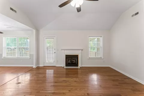 1520 Quantum Ct, Murfreesboro, TN 37128 photo 5