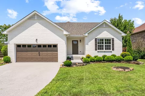 747 Tylertown Rd, Clarksville, TN 37040
