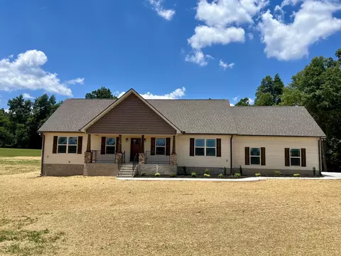 533 Powell Hollow Rd, Tullahoma, TN 37388
