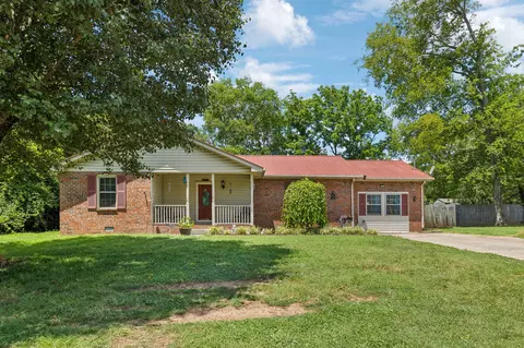 121 Matt Ct, Gallatin, TN 37066