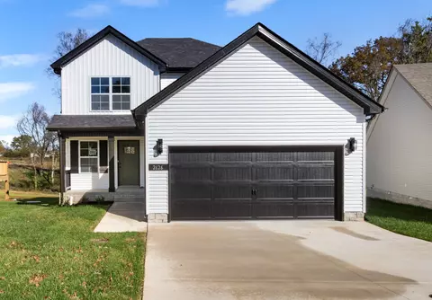 2626 Scott Dr, Clarksville, TN 37042