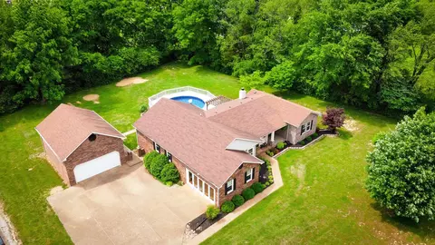 126 Rolling Meadows Ave, Portland, TN 37148