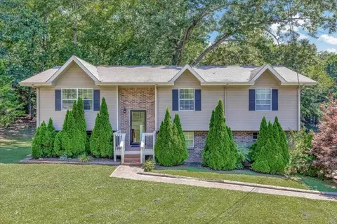 7701 Farmwood Ln, Harrison, TN 37341