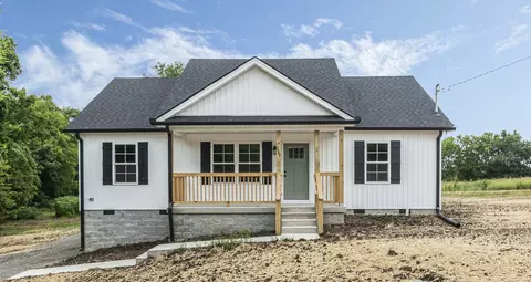 2367 Claude Fox Rd, Cornersville, TN 37047