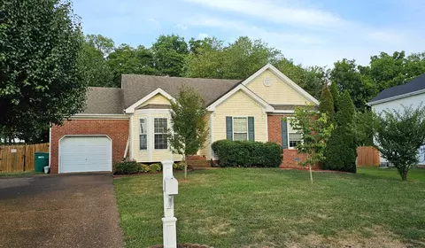 2804 Scoville Ln, Spring Hill, TN 37174