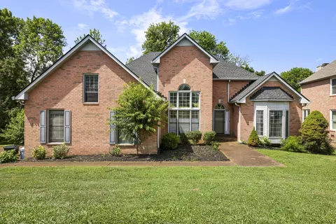 2004 Drakes Hill Ct, Hendersonville, TN 37075