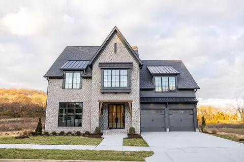 1320 Mcquiddy Rd, Nashville, TN 37221