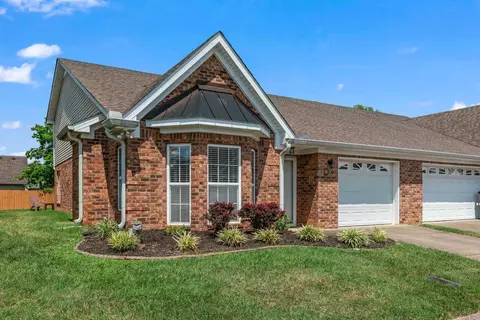 620 Village Green Cir, Murfreesboro, TN 37128