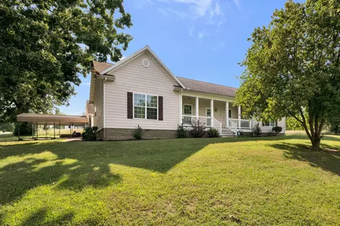 250 High St E, Mcewen, TN 37101