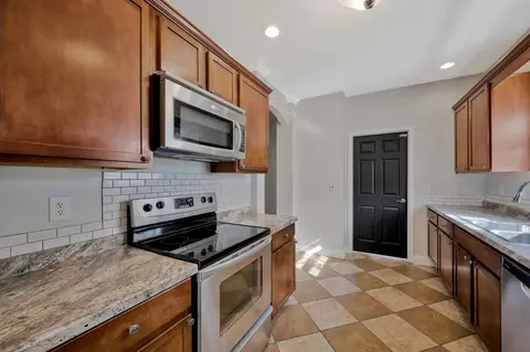 Kitchen - 250 High St E, Mcewen, TN 37101 photo 4 of 4