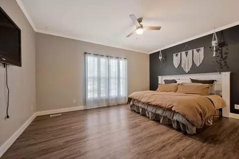 Bedroom - 250 High St E, Mcewen, TN 37101 photo 2 of 7