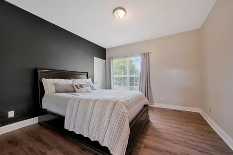 Bedroom - 250 High St E, Mcewen, TN 37101 photo 4 of 7