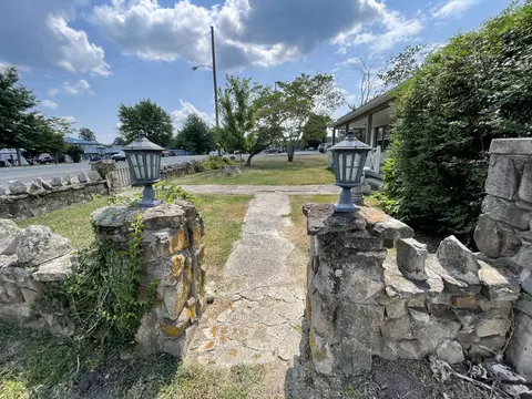Exterior - 30 E Main St, Monteagle, TN 37356 photo 7 of 8
