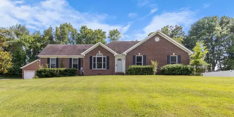 4012 Lakewood Dr, Clarksville, TN 37043