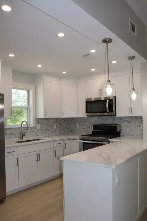 Kitchen - 1326 N Main St, Eagleville, TN 37060 photo 3 of 4
