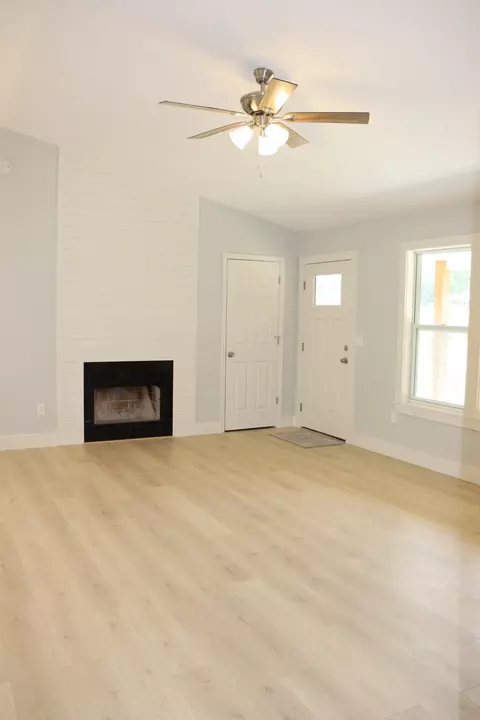 Living - 1326 N Main St, Eagleville, TN 37060 photo 3 of 3