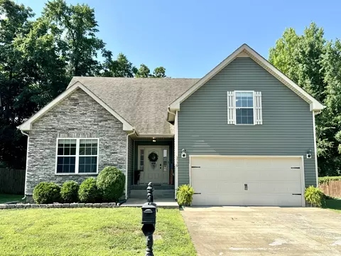 3730 Crisscross Ct, Clarksville, TN 37040